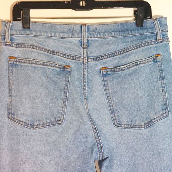 Abercrombie & Fitch Women's Distressed The Mom High Jeans Light Wash 31S EUC - Picture 10 of 16